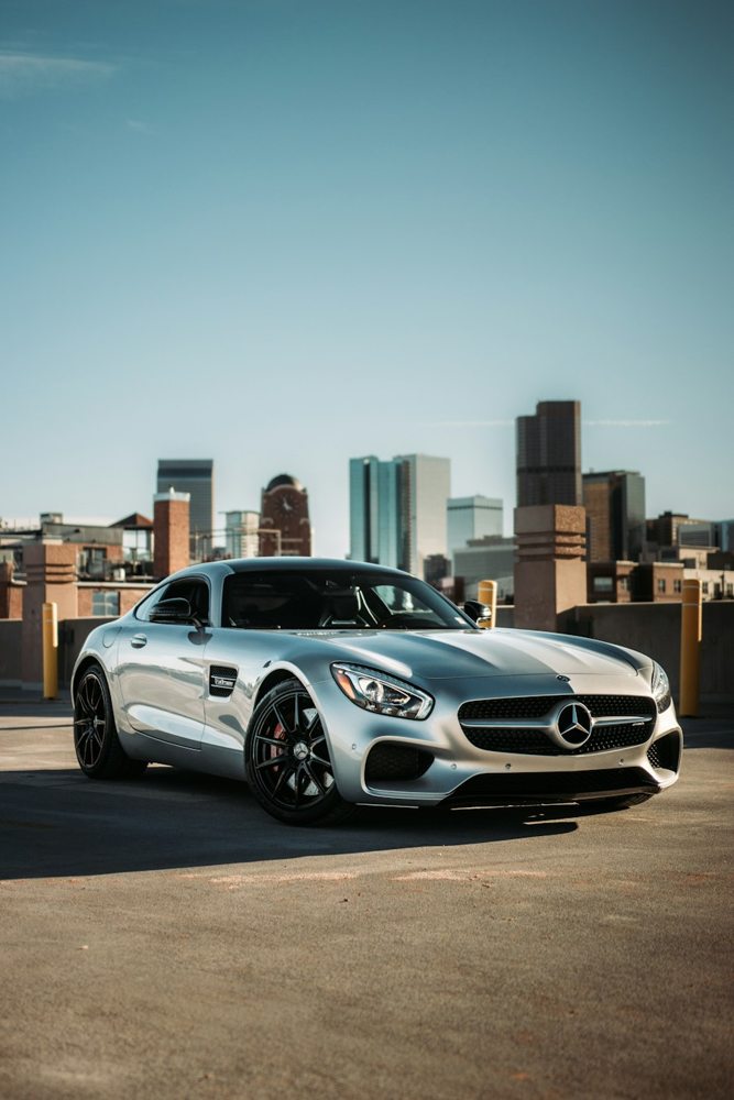 مرسيدس AMG فضية